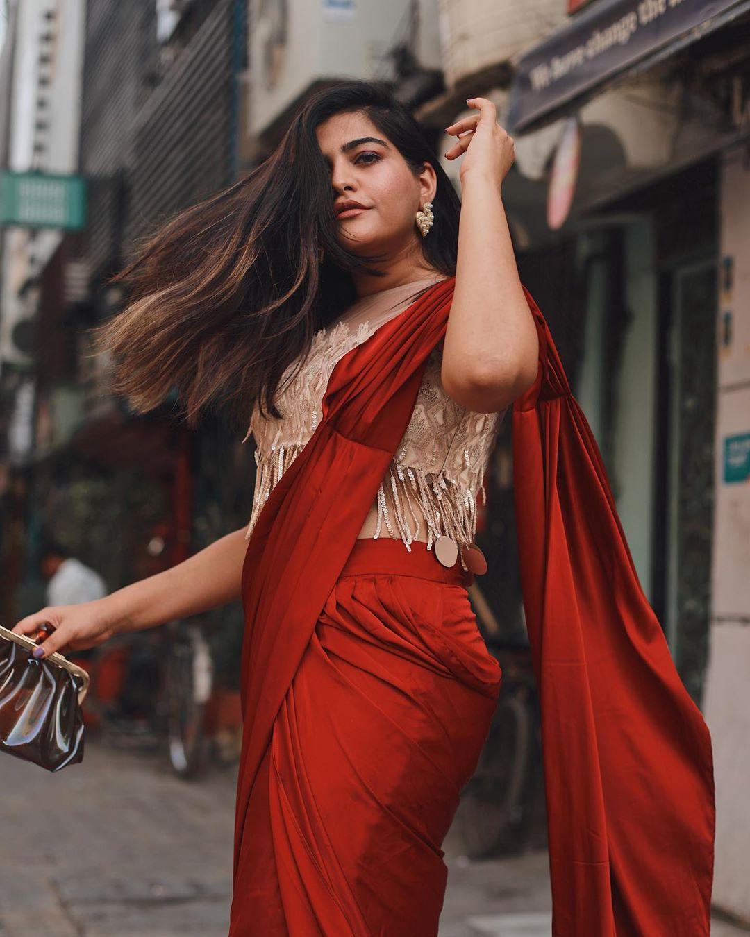 Fashion Saree Trends For 2019: Top 11 Saree Designs | Saree trends, Saree  designs, Fashion