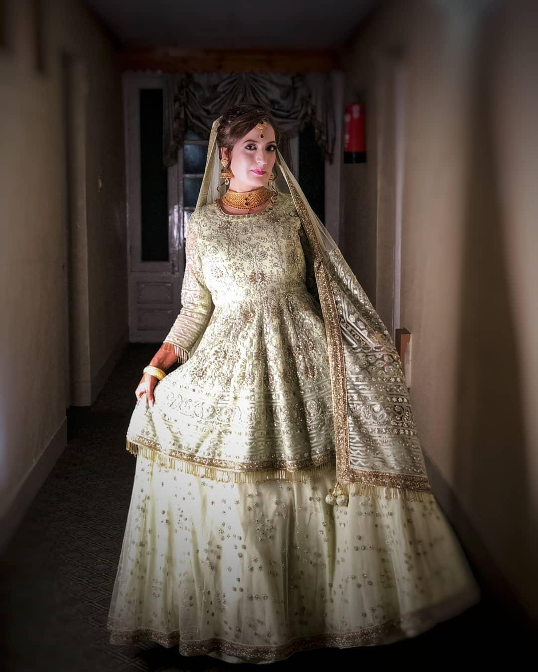 Pakistani Bridal Dresses Online | Buy Pakistani Brides Dresses Online