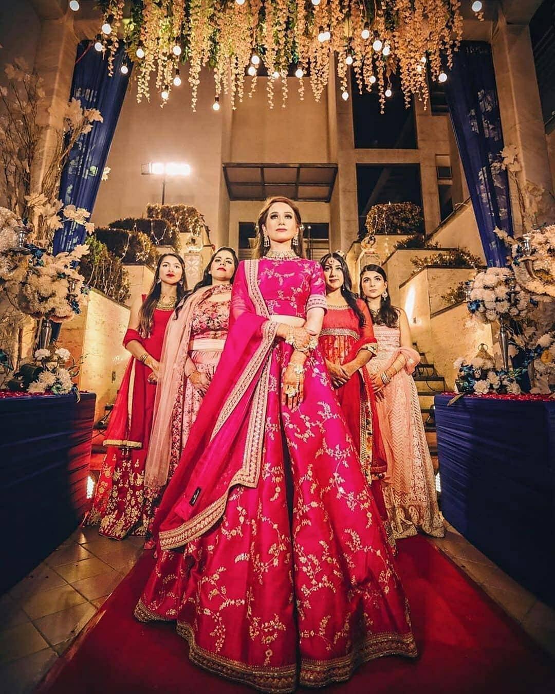 10 Photography Poses Every Indian Muslim Wedding Needs — The Visual  Artistry Co.