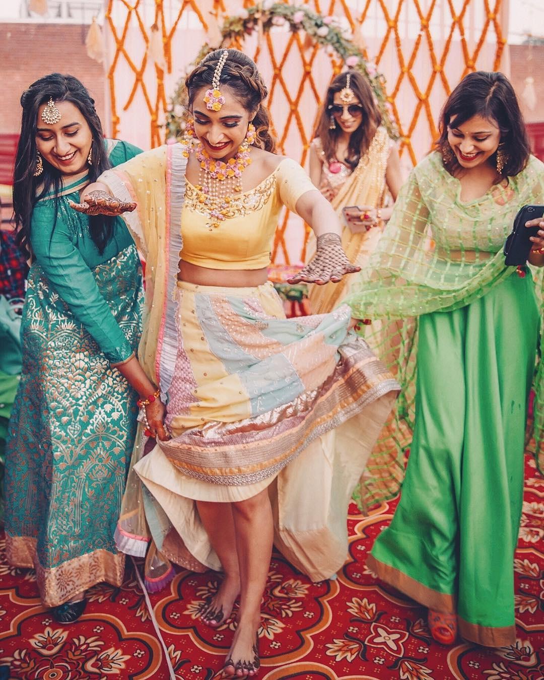 White Lily Lehenga – VAMA DESIGNS Indian Bridal Couture