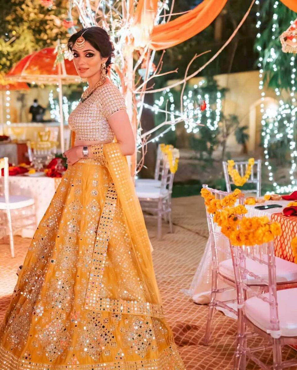 Haldi Dresses 7 Haldi Dress For Brides That Serve The Looks 5391