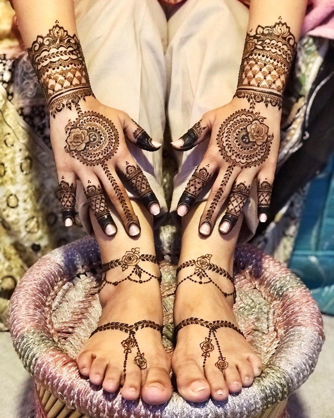 Top 10 Bengali Mehndi Design Ideas - Rig Photography