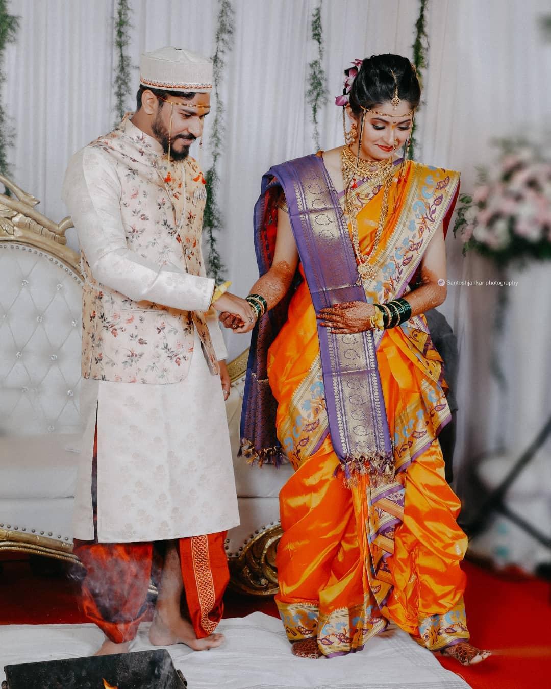 Maharastrian look | Indian bridal photos, Nauvari saree, Fashion sewing  pattern