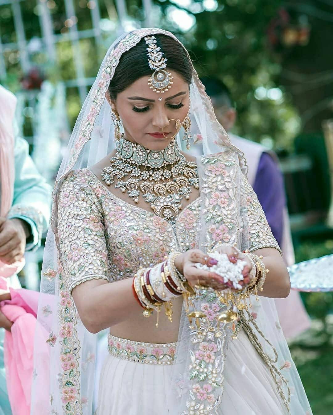 Buy Bridal Jewellery Sets Online - Modern Bridal Jewellery - Sukkhi.com
