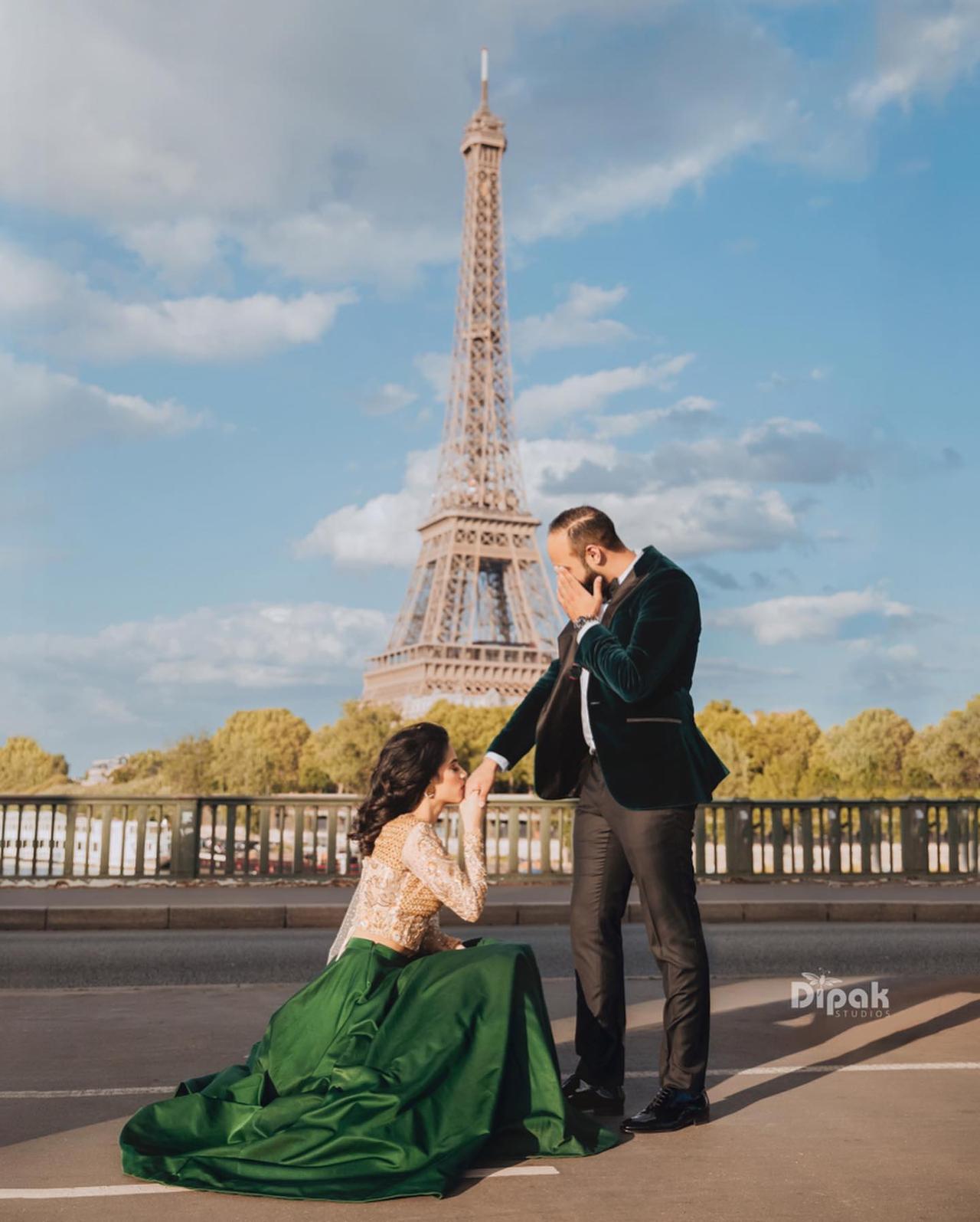 These Cute Couple Images Tell Us About Varied Stages of Love