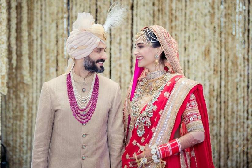 Gorgeous Bollywood Actress Wedding Photos Every Bride Must See to Get ...