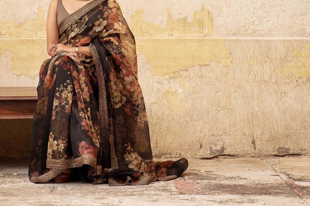 Grey Golden Leaf Muga silk Saree with Blouse Fabric – Triyah
