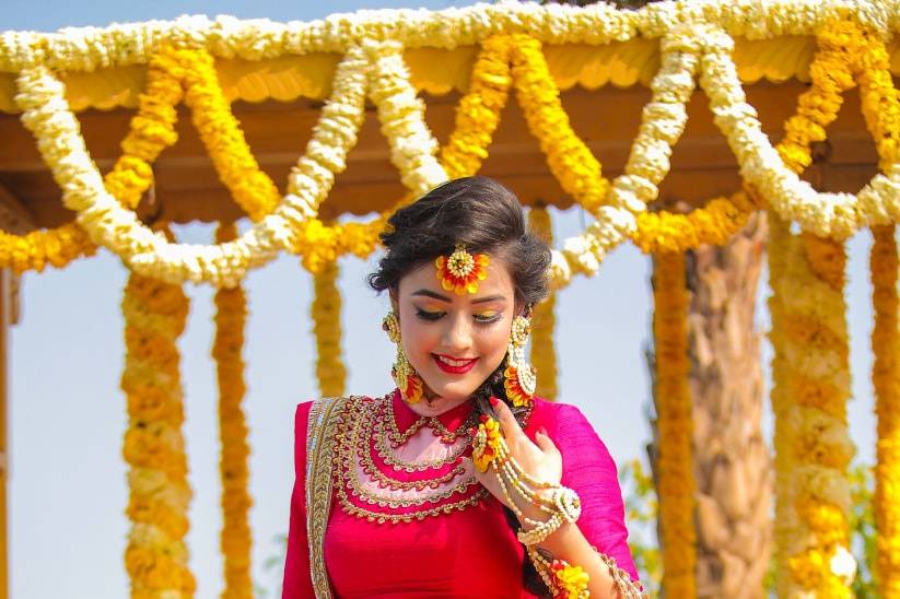 Beautiful South Indian Jadas We Spotted On Real Brides!