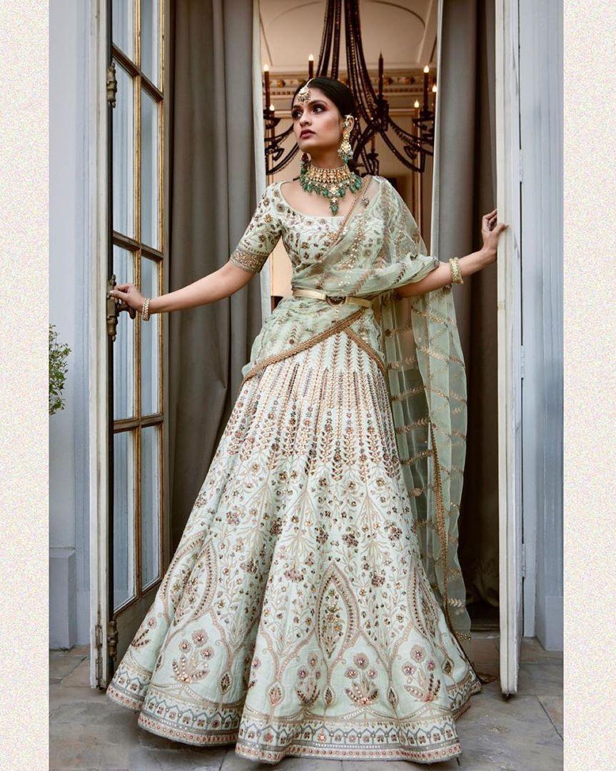 Floral Bridal Lehenga Ideas | Pastel Floral Lehenga Inspiration | Summer  Wedding Lehenga Ideas | Floral lehenga, Lehenga, Bridal lehenga choli