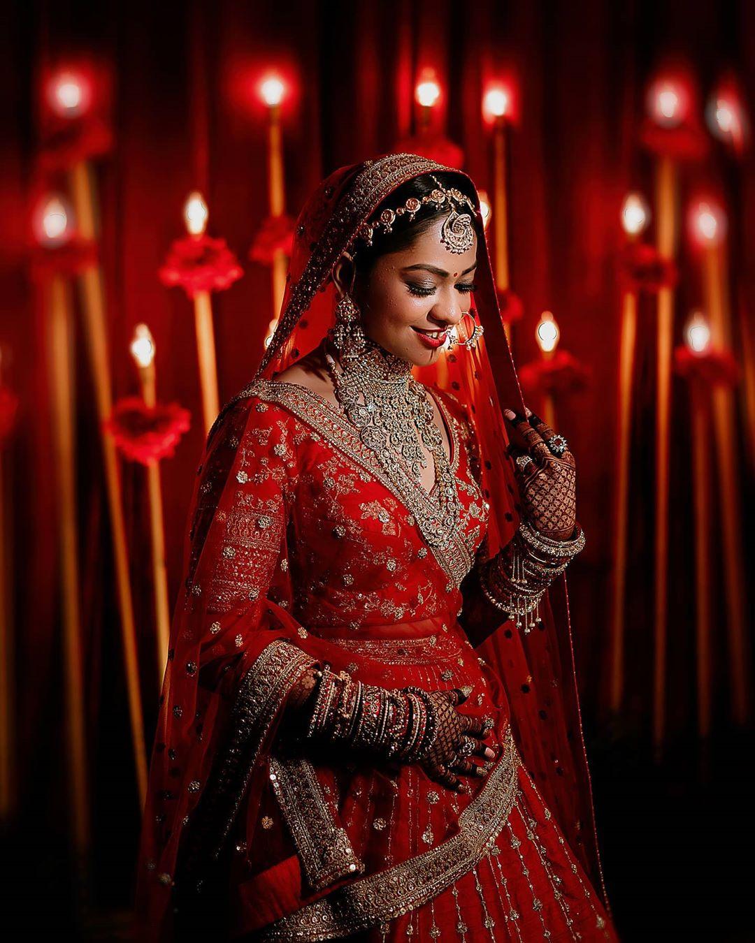 30+ Designs of Breathtaking Sabyasachi Bridal Lehengas