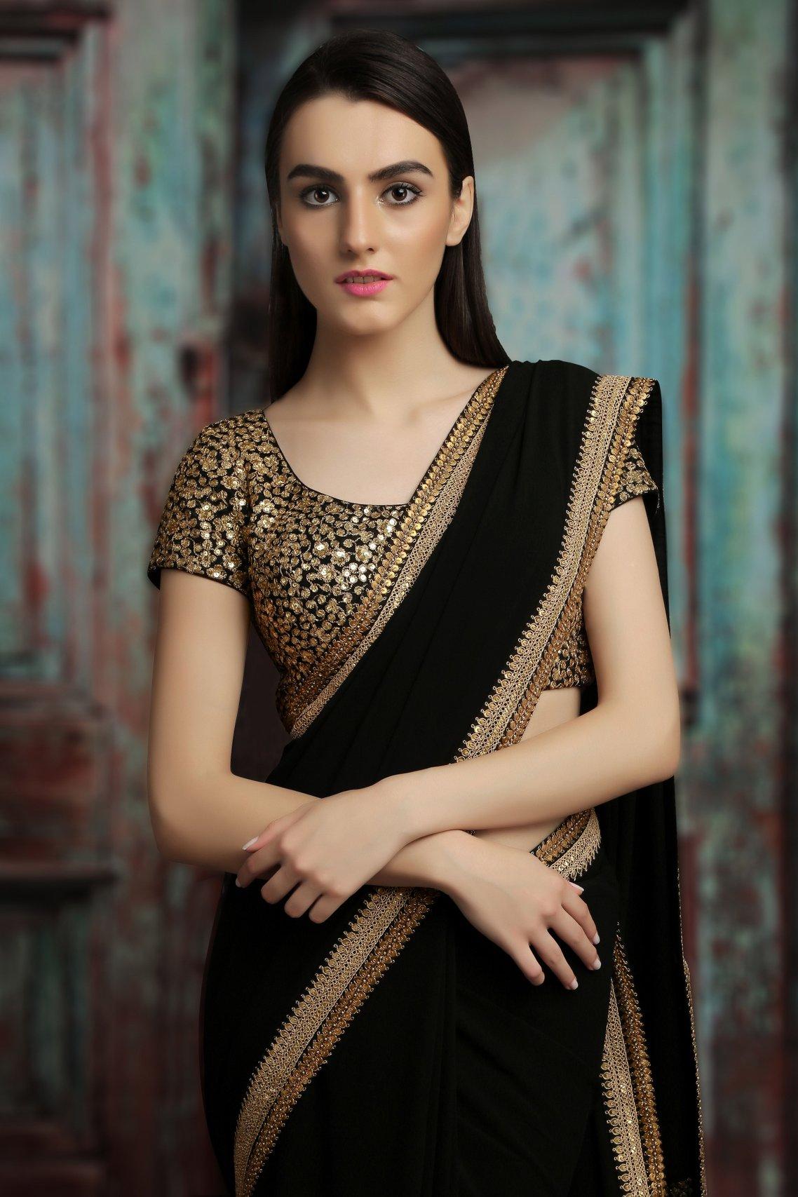 Buy Black Gold Blouse/ Black Blouse/ Saree Blouse/ Lehenga Blouse/ Indian  Blouses/ Women's Sari Blouse/ Readymade Blouse/ Stitched Blouse/ Choli  Online in India - Etsy