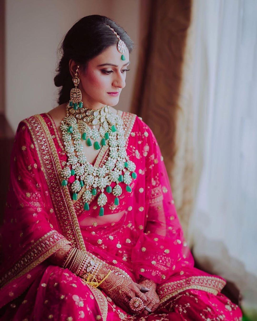 34 Impressive Jewellery Ideas to pair with your Pink Bridal Lehenga |  Indien, Kleidung