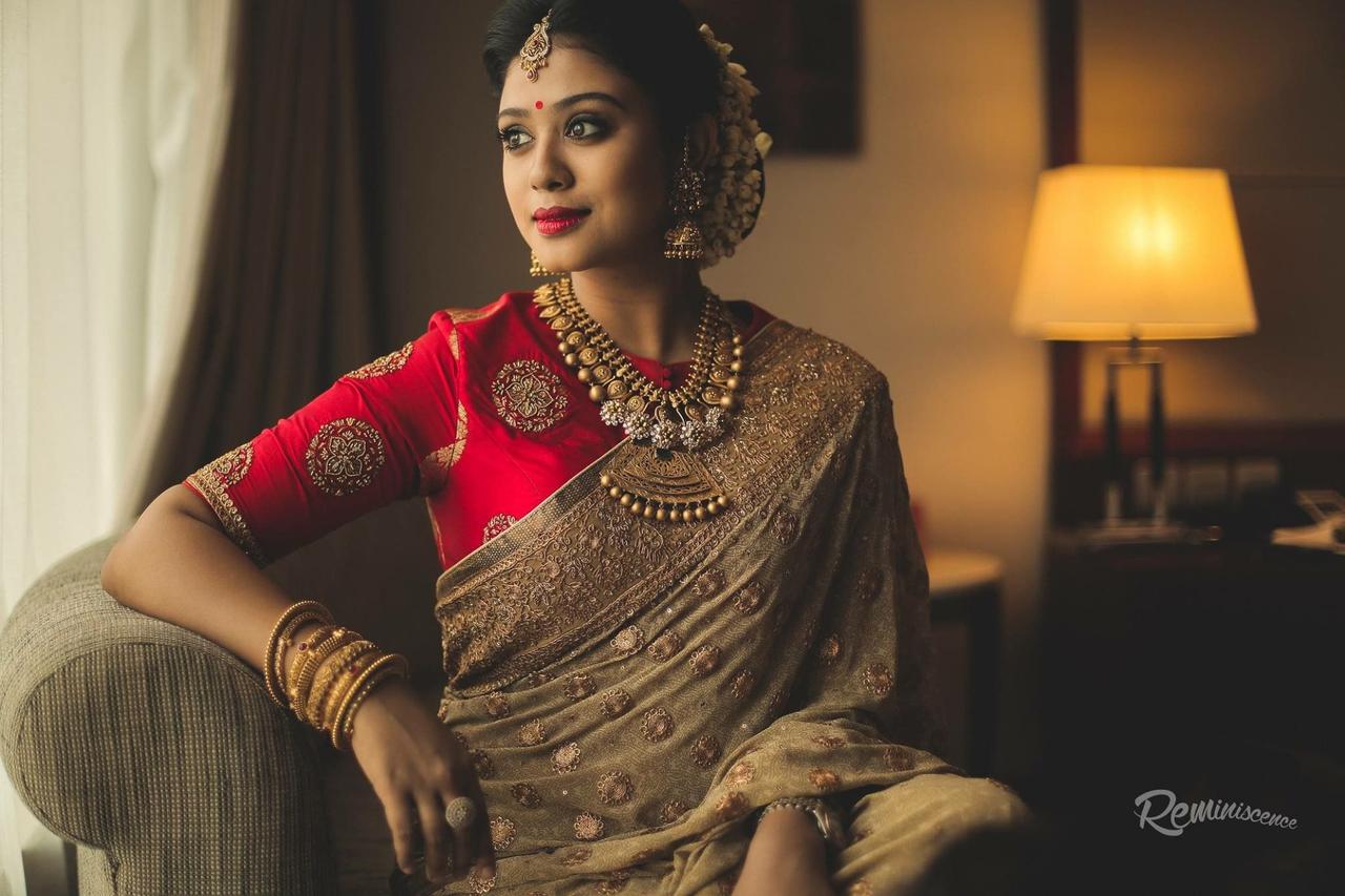 Gold Colour Saree for Wedding That Are Shortlisted as Favourites for ...