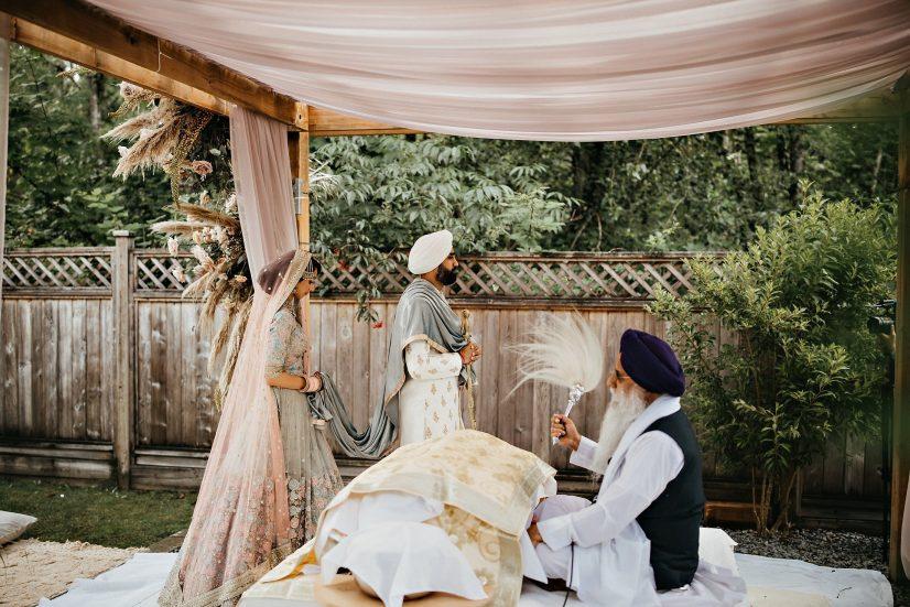This Sikh Couple Had A Grand Destination Wedding In Delhi In Most Stylish  Wedding Outfits! - Padmavat Theme Wedding & Anand Karaj - Wish N Wed