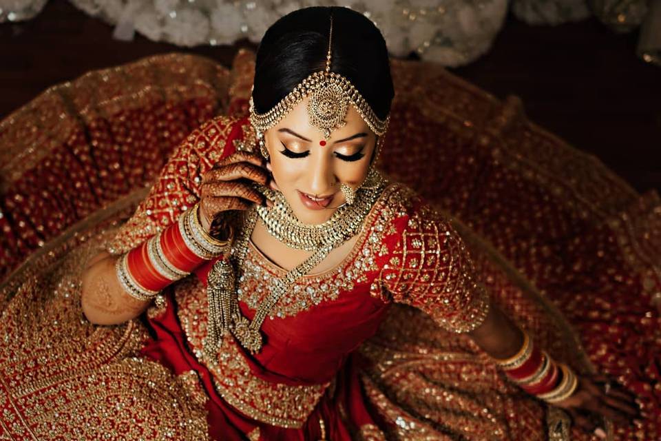 85783 red lehenga amrit photography