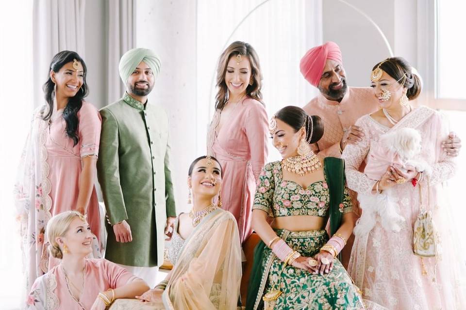 Bookmark These 40+ Fun & Candid Haldi Photoshoot Poses for Bride, Groom,  Friends & Family