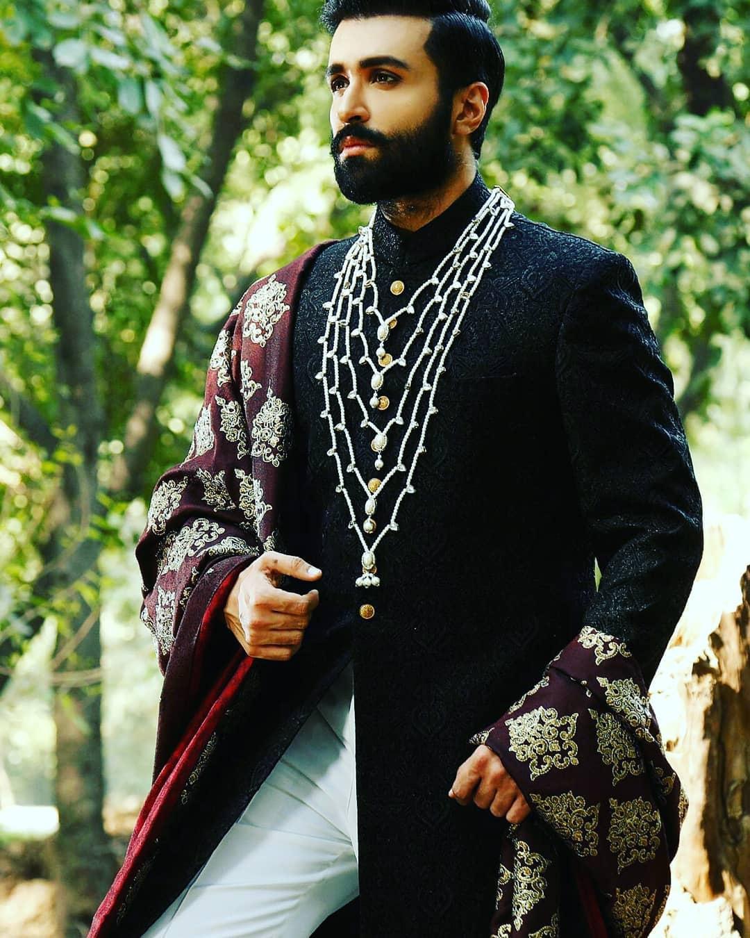 groom black sherwani