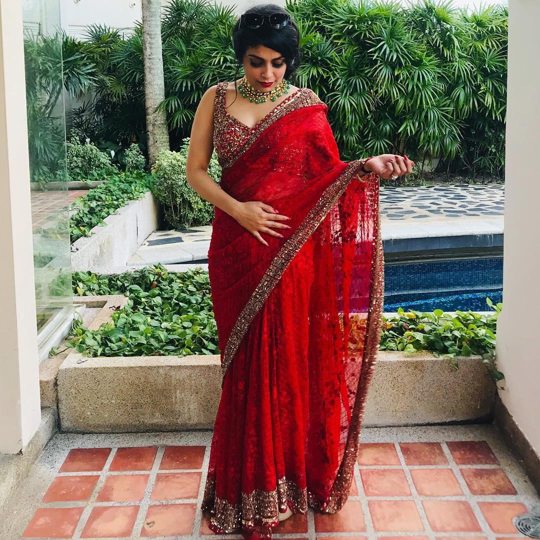 Red Saree With Golden Border