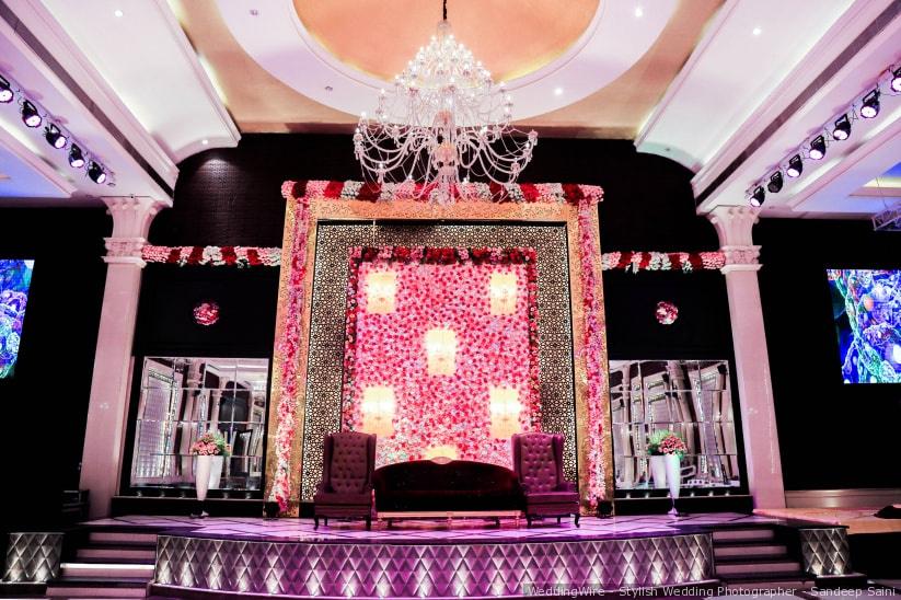 Stylish Wedding Photographer - Sandeep Saini