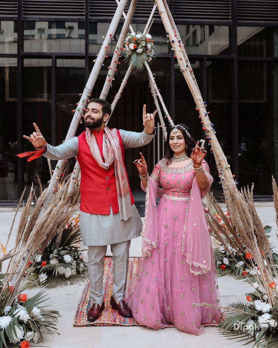 Pre Wedding Ideas: Punjabi Couple Poses