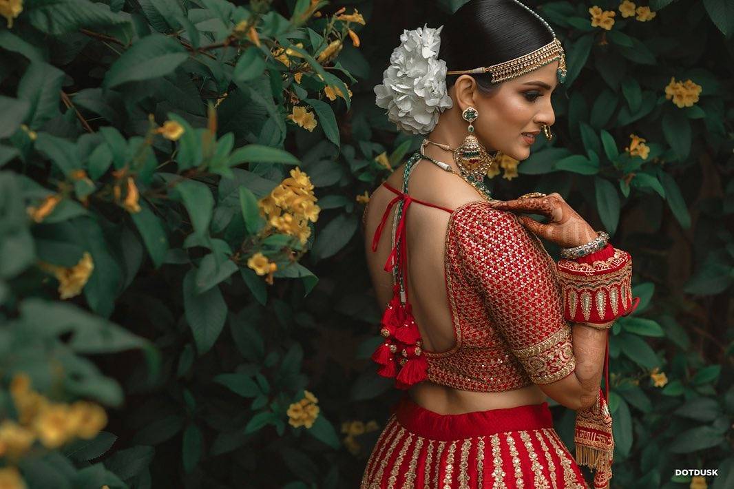 Top 20+ Wedding Lehenga Blouse Designs To Flaunt Like A Princess - To Near  Me