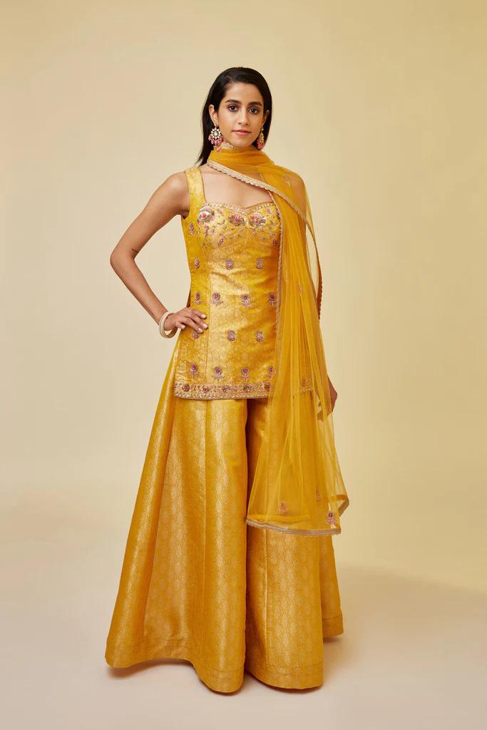 Gir Sagar Heavy Banglori Silk Designer Yellow Lahnga choli at Rs 2150 in  Surat
