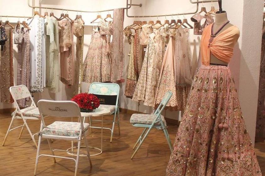 12 Best Markets for Wedding Shopping in Mumbai with Your Gang of Girls |  Wedding Planning and Ideas | Wedding Blog