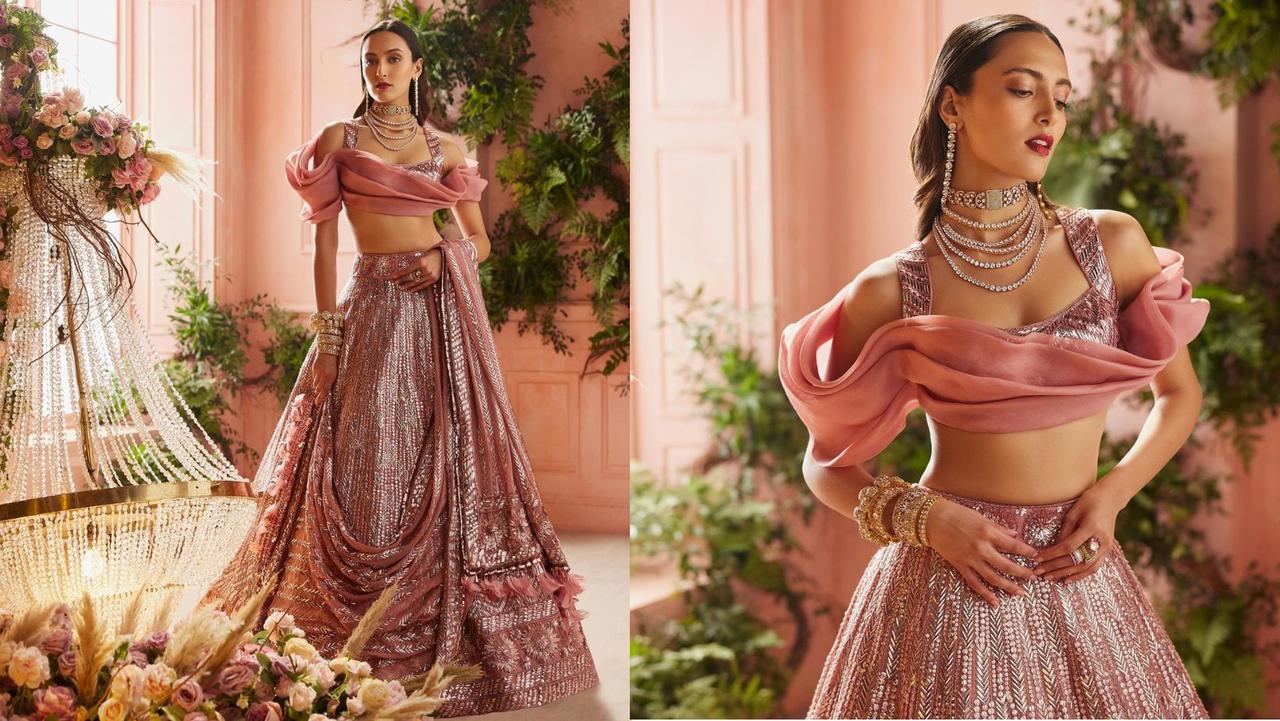 Strike a Different Note with Trending Lehenga Blouse Designs: 10  Exceptional Lehenga Long Top Options for You (2020)