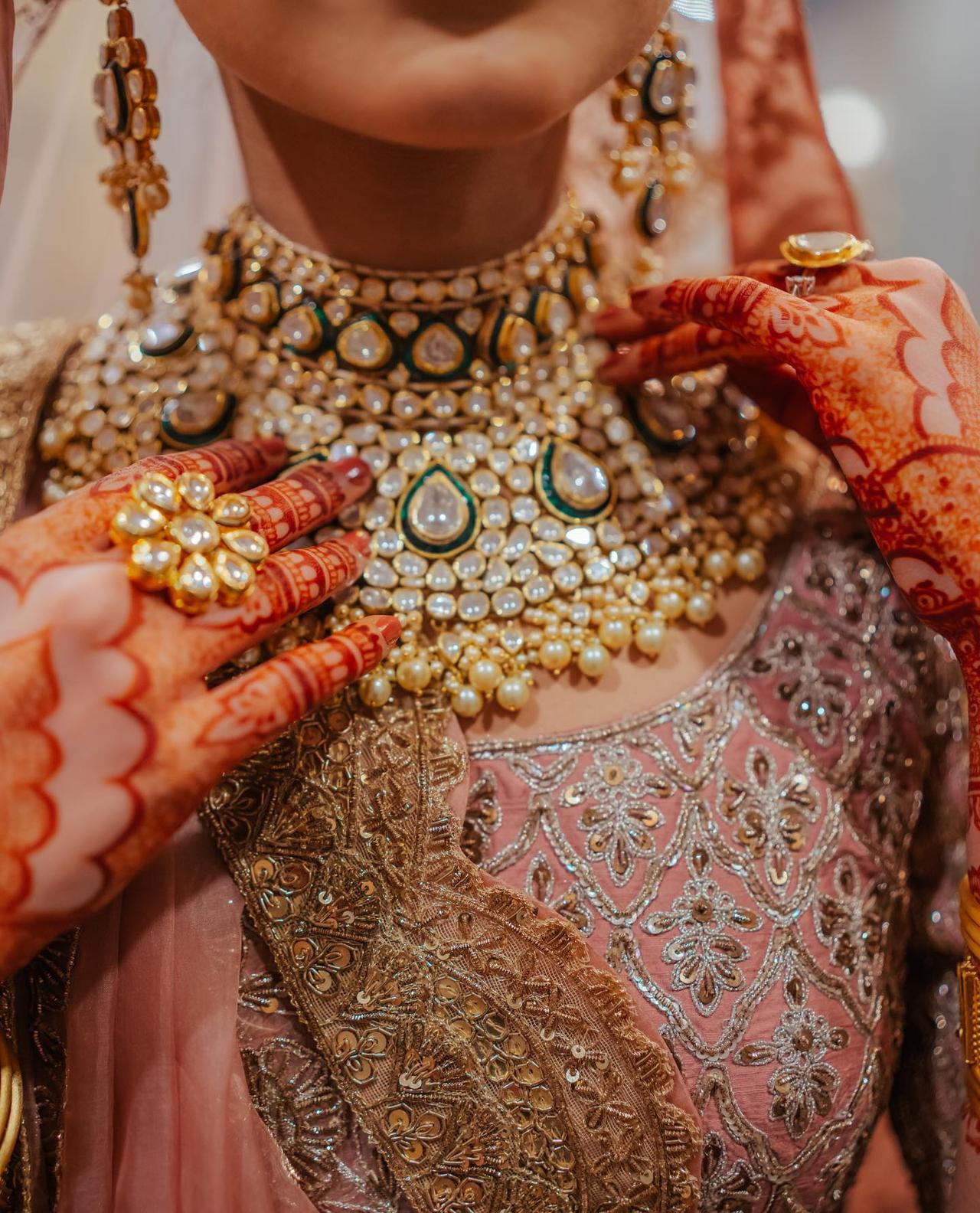 Kanishka Designer Bridal Polki Choker Necklace Set With Tikka | Choker –  Gehna Shop