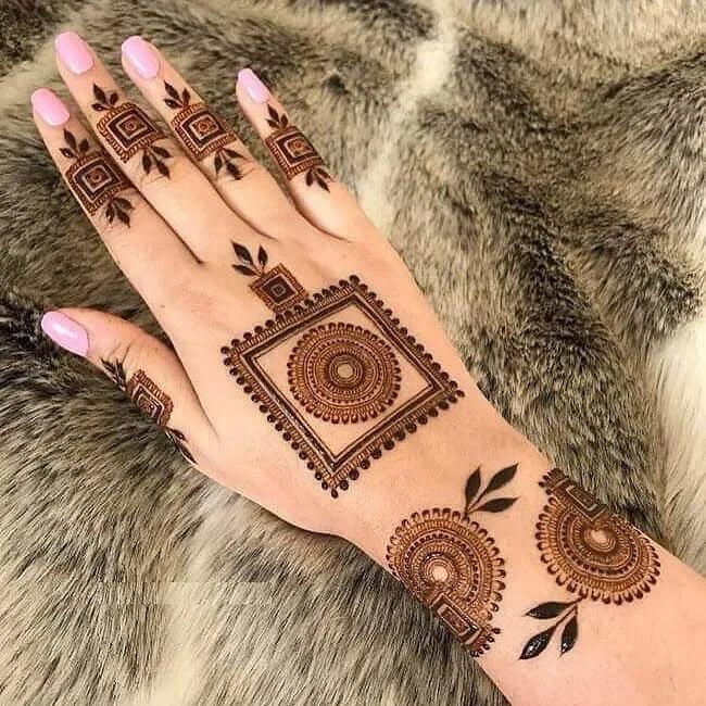 30 Stunning Arabic Mehendi Designs for Your Inspiration