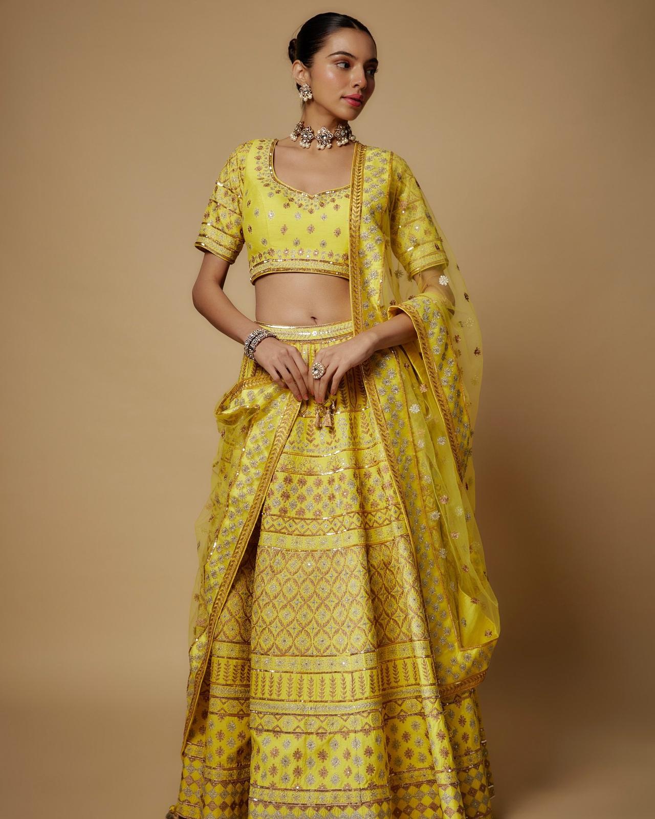 Haldi Sarees: Buy Designer Haldi Function Sarees Online - Kalki Fashion