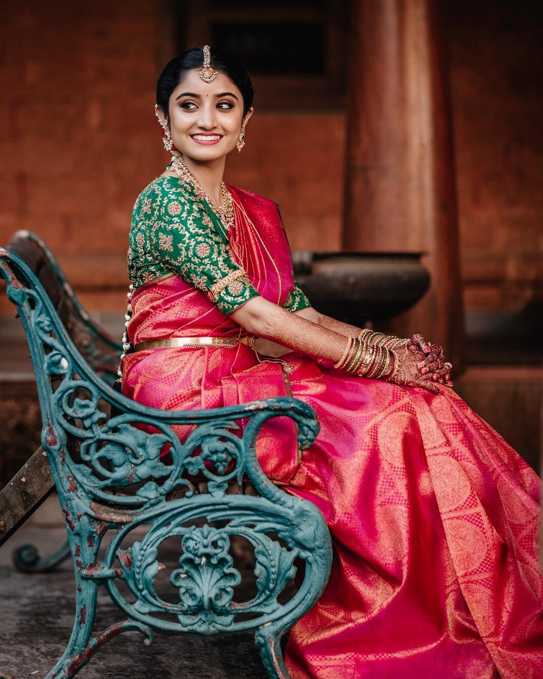 Edathal Star Collection's Attractive Special Samuthrika & Vasthrakala Type  Wedding Model Sarees With Contrast Pallu & Blouse For Women | Pattu Saree