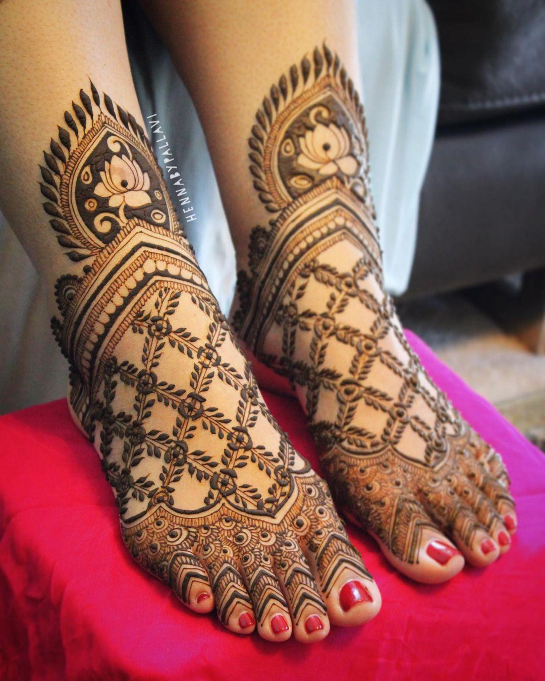 Smriti Mehendi in Janjgir,Janjgir Champa - Best Mehendi Artists in Janjgir  Champa - Justdial