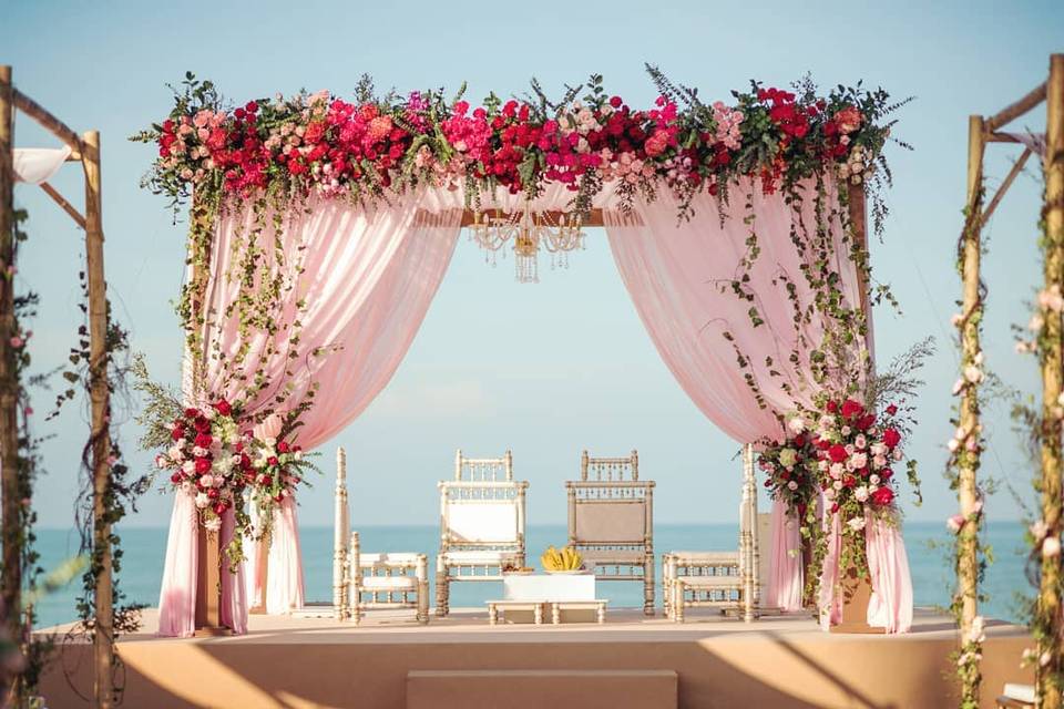 Make it Beautiful! Here Are The Best Decoration Themes To Inspire 2019 Weddings