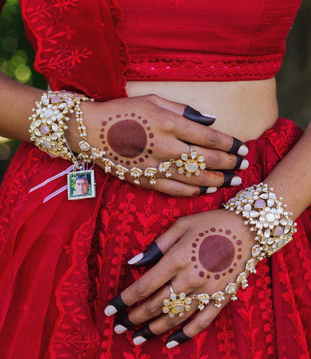 Easy tips and tricks to make your wedding mehendi darker