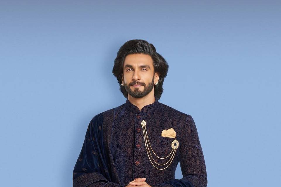 Sherwani: Buy Designer Wedding Sherwani for Groom Online at Manyavar.com |  Indian wedding couple photography, Indian groom wear, Wedding dresses men  indian