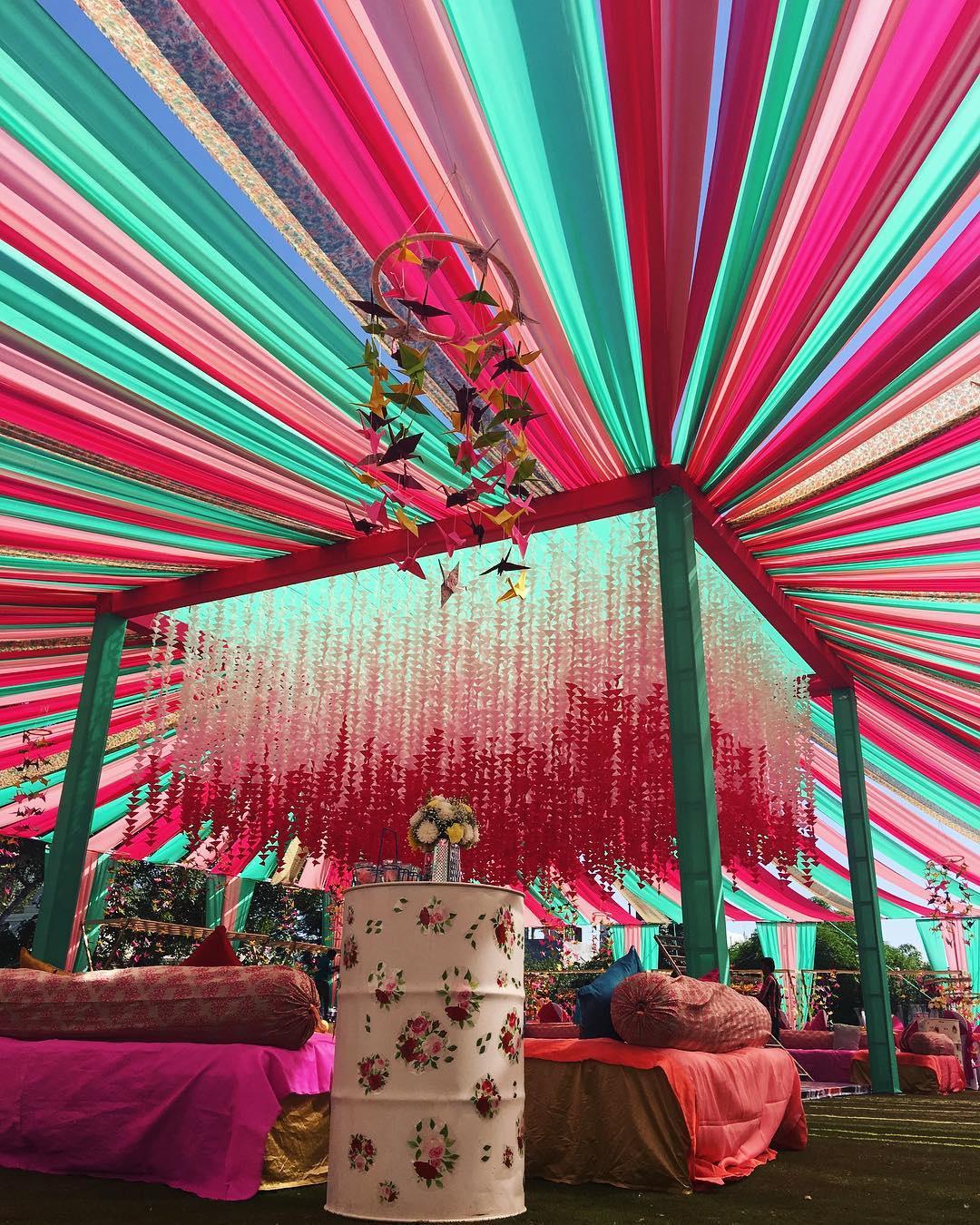 Muslim Mehndi Occasion Stage Decoration - DST International