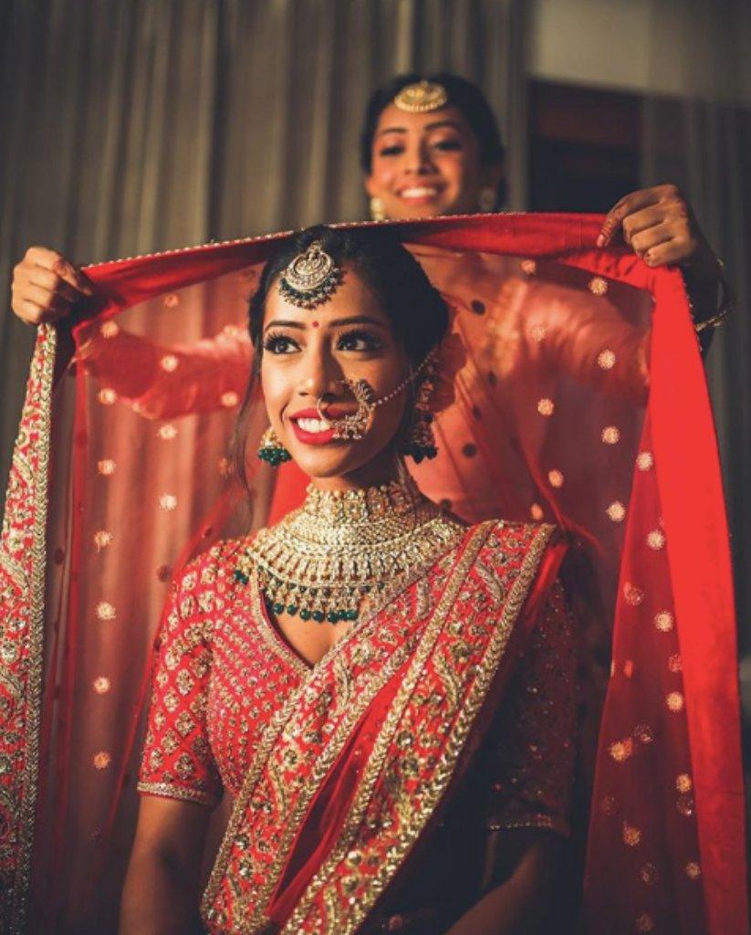 Heavy Choker Necklace Set for Asian Bride #J4142 | Pakistani bridal  hairstyles, Pakistani bridal makeup, Pakistani bridal