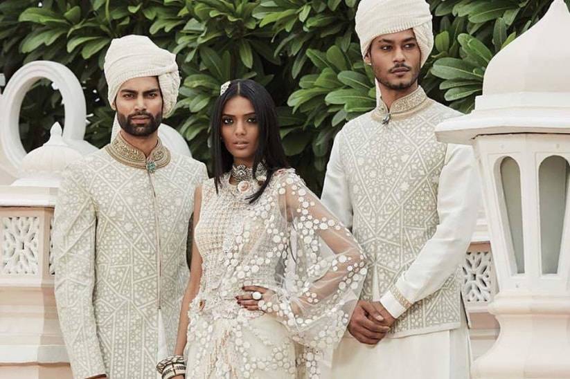 American wearing saree #weddingideas