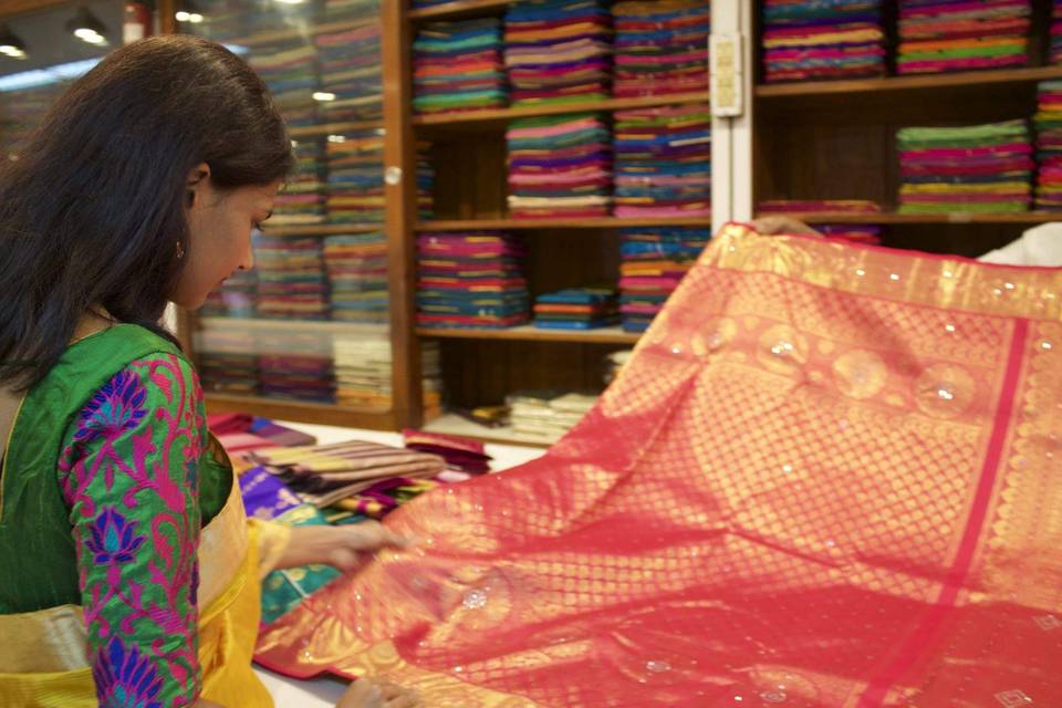 Is it worth shopping wedding sarees in Kanchipuram, Chennai than in  Bangalore? - Quora