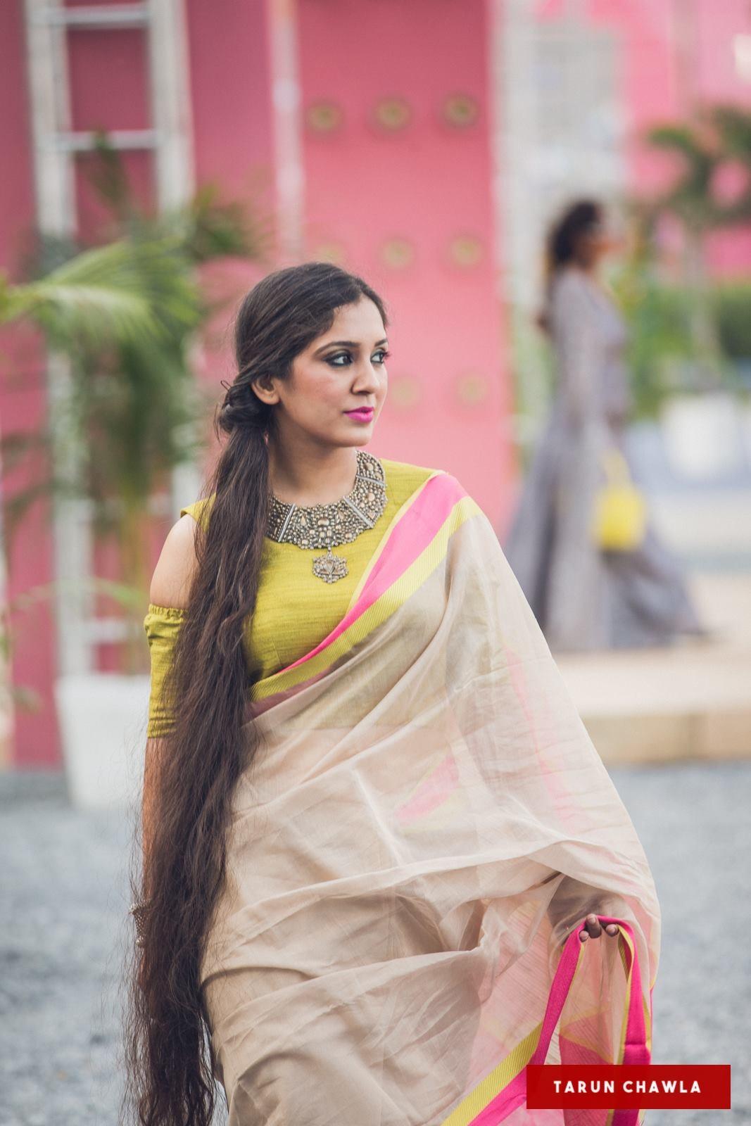 5 Simple Tricks to Look Slim in a Saree - Rediff.com