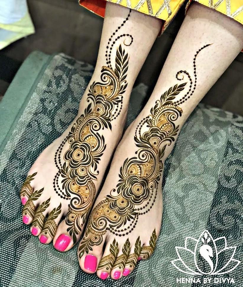 14125 leg mehndi design henna by divya swirls