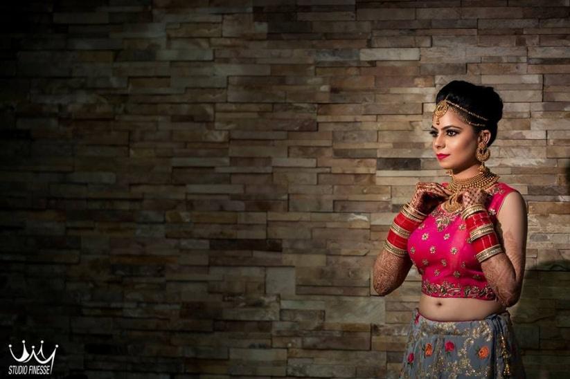 How to Style Lehenga Skirt With A Crop Top For Mehendi Functions