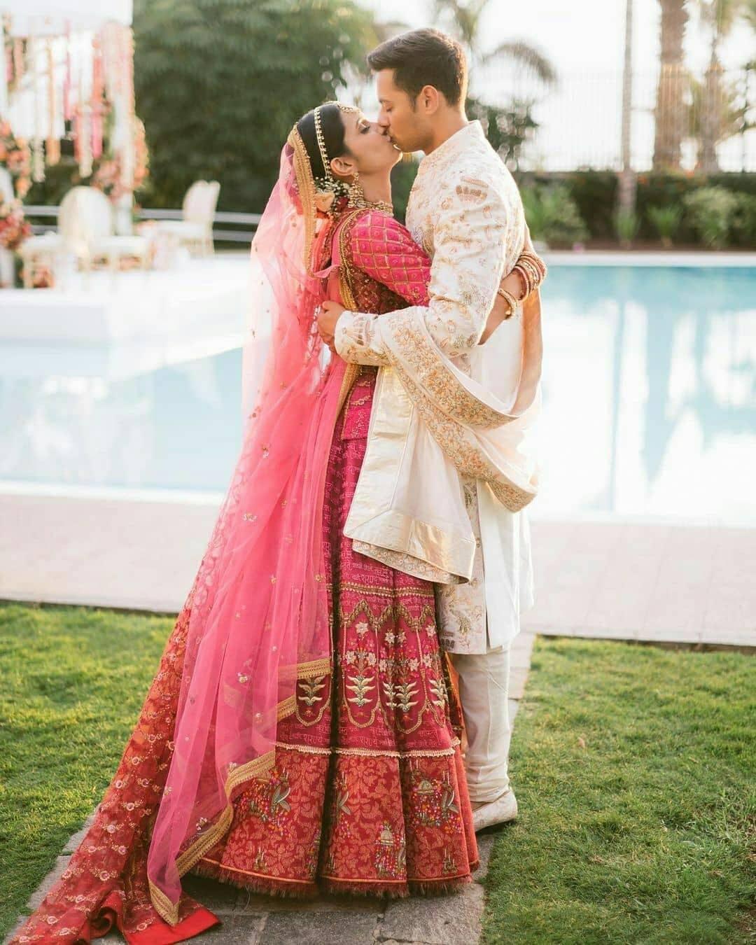 Seal It With A Kiss Photos