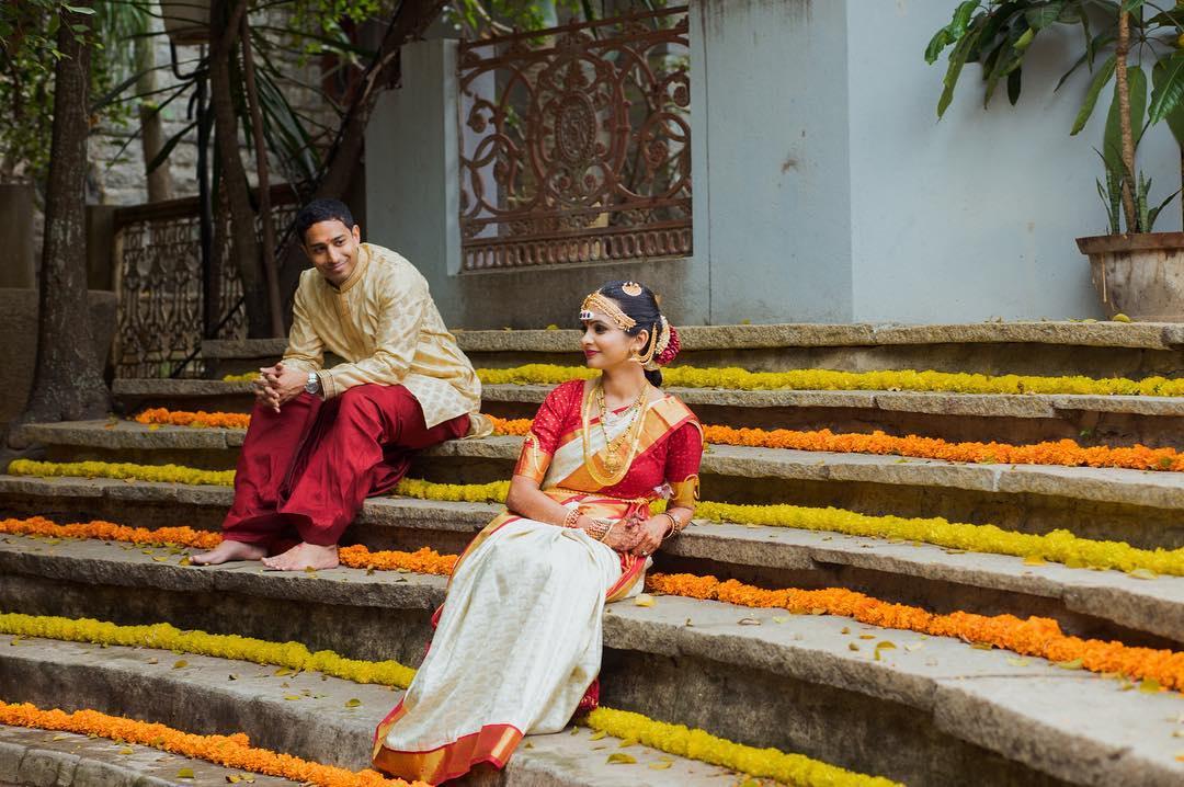 Traditional white silk sari / saree with golden details, woman use to wear  on Onam, Diwali festival Kerala India. Kerala set saree. Indian silk Stock  Photo - Alamy