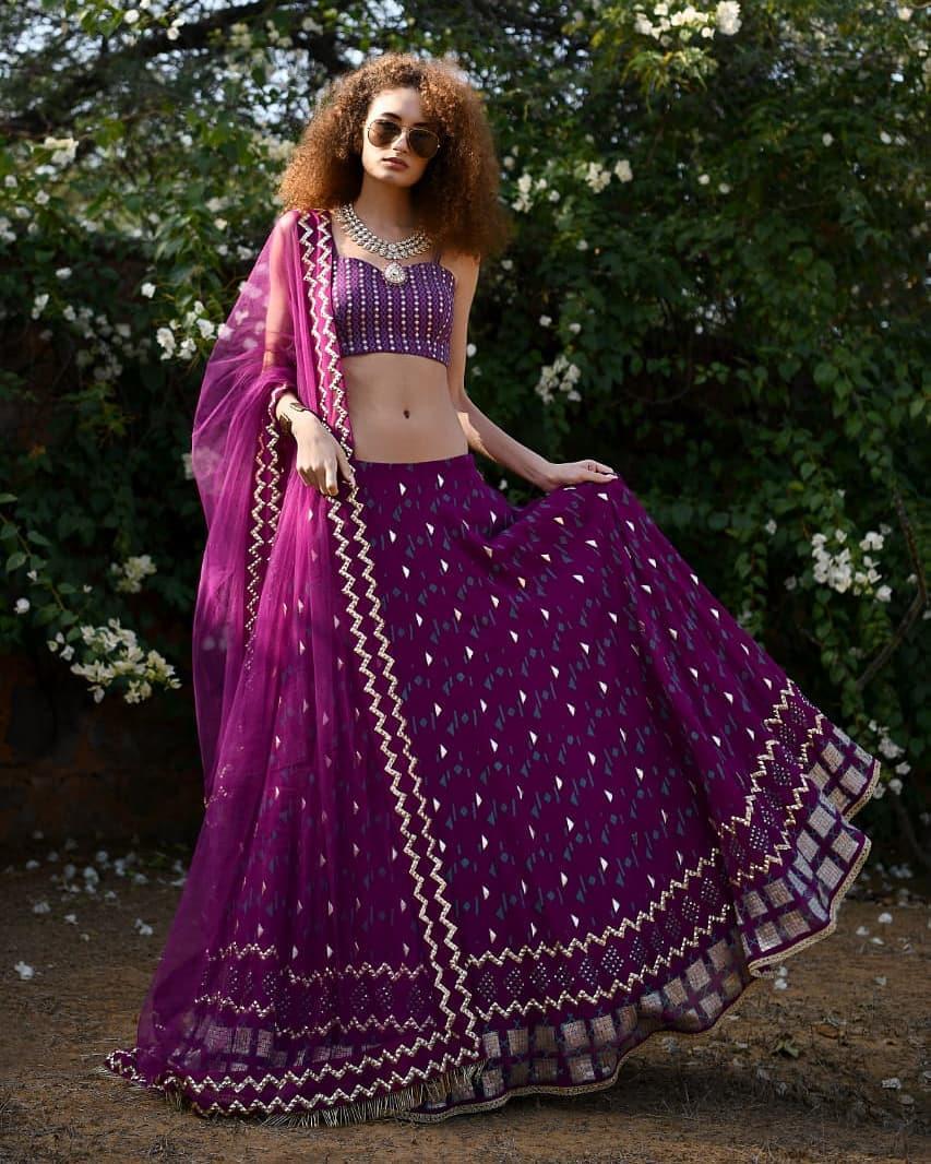 Purple Botta Embroidered Lehenga Set Design by GOPI VAID at Pernia's Pop Up  Shop 2024