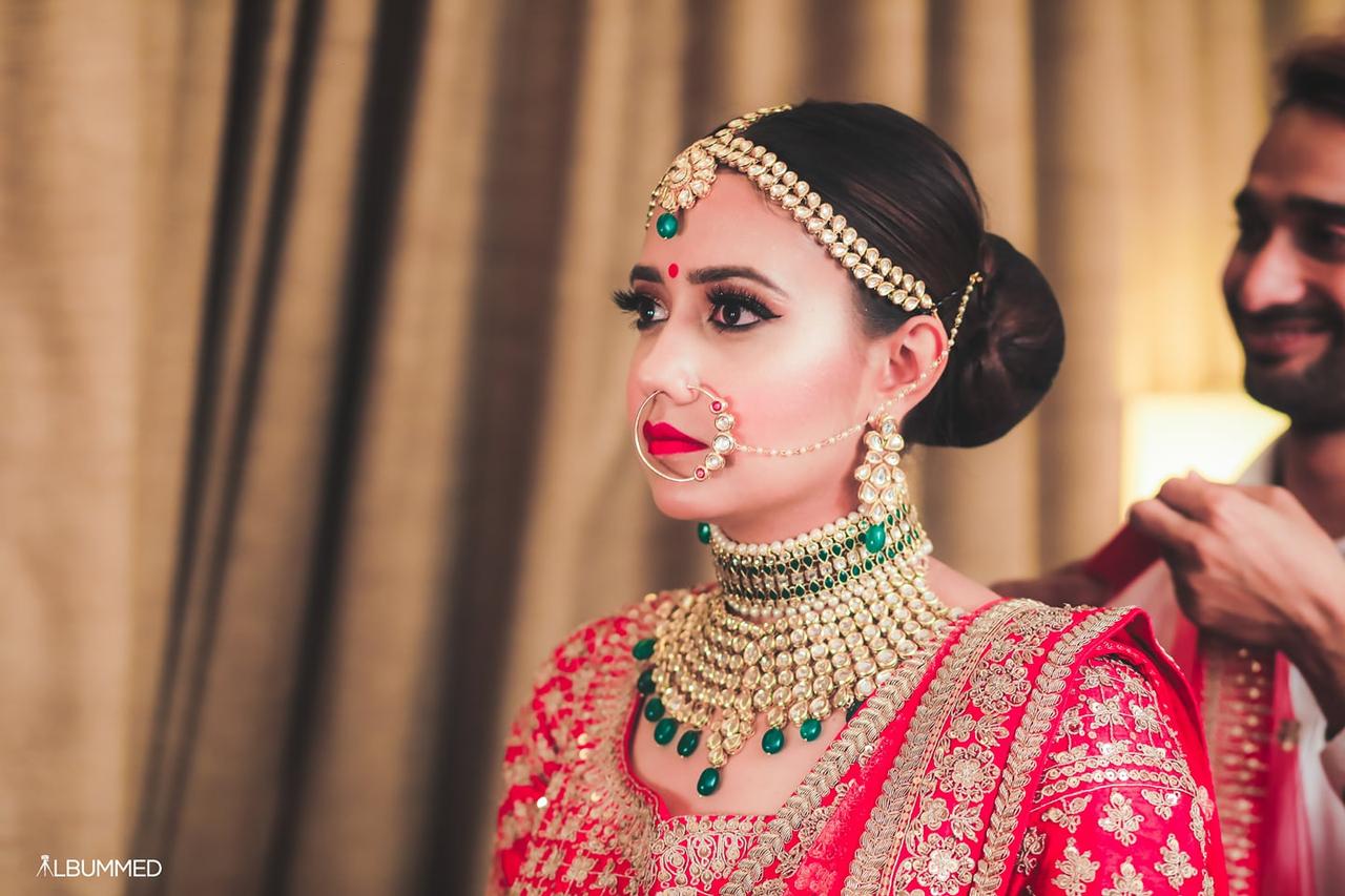 6 Breathtaking Polki Necklace Designs Flaunted by Real Brides