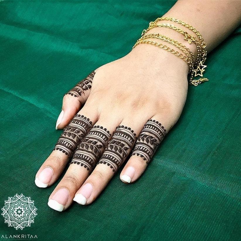 10645 finger mehndi alankritaa band style finger mehndi design