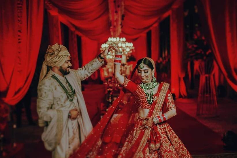 Dazzling Red Combinations That'll Make for a Fairytale Wedding