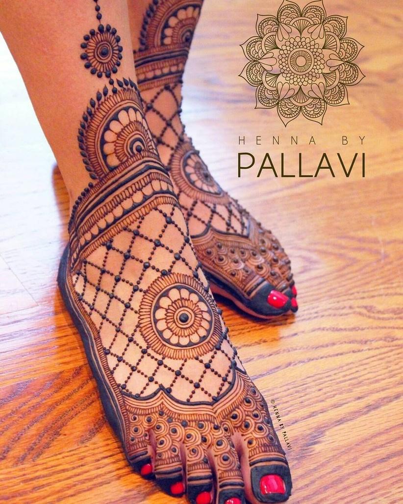 14055 leg mehndi design henna by pallavi mandala effect